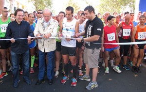 Imagen previa a la salida de la edición del año pasado de la Vuelta a Huelva.