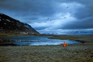 Considera que en Islandia se vive bien, aunque hace más frío y las cosas son más caras. 