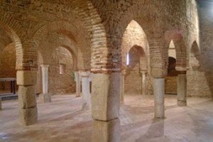 Interior de la Mezquita de Almonaster. 