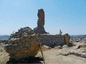 Labores en la Torre del Castillo, este mes de septiembre. / Foto: Proyecto Castillo Aracena. 