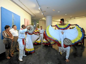 Las danzas abrieron la jornada. 