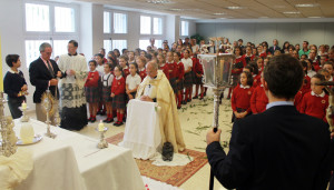 Acto eucarístico organizado con motivo del Año de Fe en el Colegio Tierrallana.