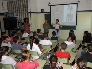 Taller de Igualdad celebrado en el IES Francisco Garfias de Moguer.