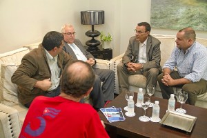 El presidente de la Diputación, Ignacio Caraballo, ha recibido al cónsul.