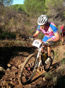 Unos 350 ciclistas tomaron parte en Cartaya.