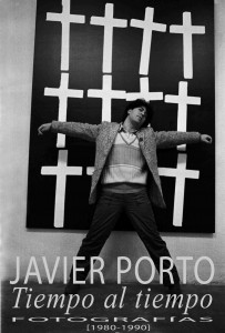 'Almodovar y cruces', de Javier Porto. 