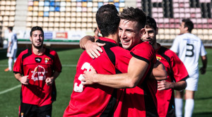 Los jugadores del Ayamonte, dispuestos a jugar este domingo. / Foto: J. Losa.