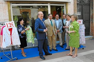 Los comercios de Huelva salen a la calle. 