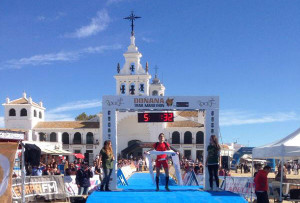 Rodrigo Borrego ganó con autoridad el Doñana Trail Marathon.