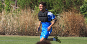 Jonathan Valle, de nuevo en una convocatoria del Recre. / Foto:; Josele Ruiz.