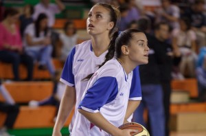 Nerea Raluy y Patricia Soler, la cruz y la cara en el CB Conquero. 