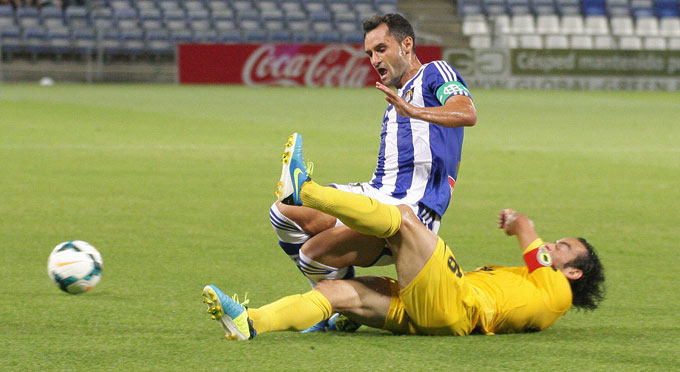 Cifu vuelve a la convocatoria del Recre para el partido ante el Deportivo. / Foto: Josele Ruiz.