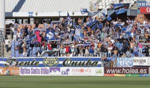 La afición del Recre ha respondido en la campaña '5 kilos, una entrada'.