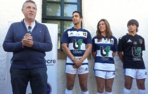 José Luis Martín, vicepresidente del Recre,en un momento de la presentación de las equipaciones.