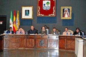 Pleno celebrado en el Ayuntamiento isleño.