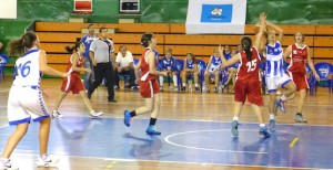 Las mejores jugadoras infantiles de baloncesto de Andalucía se dan cita en Huelva.