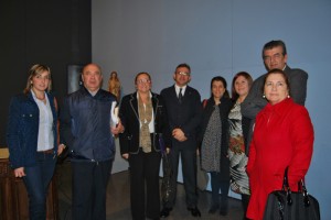 El rector y miembros del Consistorio isleño en la inauguración del Aula de la Experiencia en la localidad.