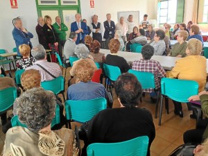 El alcalde de Huelva inauguró el taller.