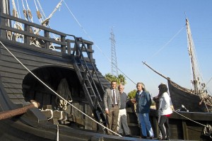 Visita a la restauración de la Nao Santa María. 