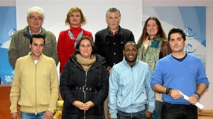 José Luis Martín, Kelvin de la Nieve y Miguel Beltrán, padrinos de la campaña, junto a sus organizadores.