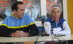 Gabriel Carrasco y Nina Bogicevic, en la rueda de prensa.