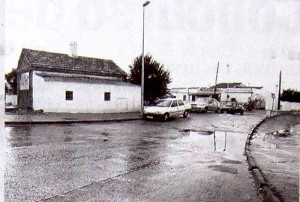 Entrada de la antigua barriada de Cardeñas.