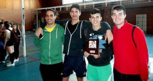 Componentes del equipo ganador del torneo de voley 3x3.