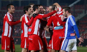 Tras el gol del cuadro catalán el Recre pasó algunos apuros. / Foto: Diari de Girona.