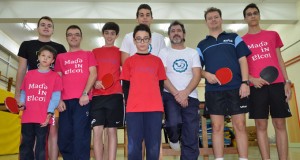 Yimi Rúa realizó varias sesiones de entrenamiento con los jugadores alcoyanos. / Foto: J. L. Rúa.