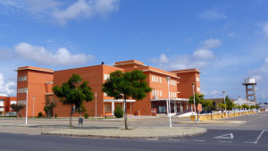 El edificio de la BUH se encuentra en el campus del Carmen.