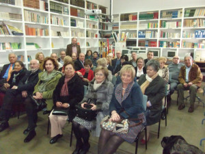 Maestros de Moguer se despiden del centro educativo.