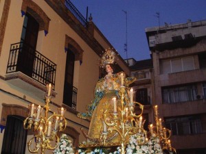 La Virgen de la Inmaculada durante la procesión.