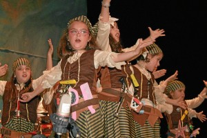 Los niños también participan en el Carnaval. 