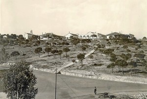 Hospital del Valle, en 1927. / Foto: Juan Saldaña. 