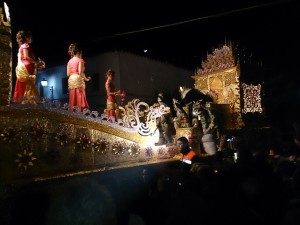 Todo el pueblo de Higuera se vuelca con la fiesta. 