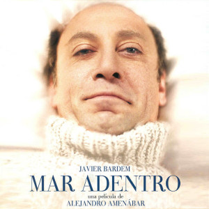 El título original de la novela era 'Mar Adentro', pero tuvo que cambiar el nombre tras la película de Amenabar. 