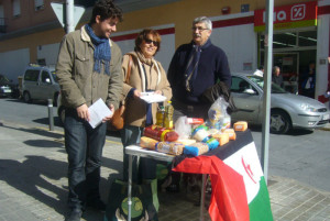 Un momento de la recogida de alimentos. 