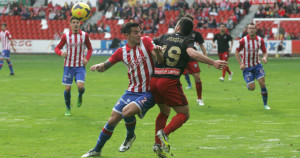 Ante el Sporting el Recre volvió a dejar su puerta a cero. / Foto: Paloma Ucha / El Comercio.