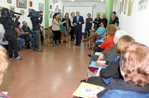 El alcalde visita el proyecto en el Lazareto.