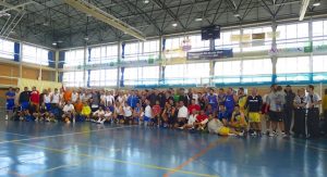 Los participantes en esta Liga de Veteranos de baloncesto.