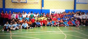 Participantes en la concentración de minivoley en Cartaya.