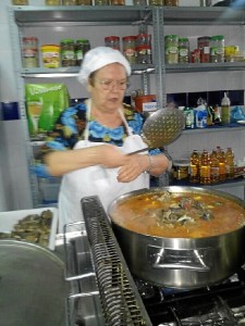 Imagen tomada en la la cocina del Comedor Social 'Virgen de Las Angustias'. 