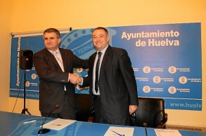 El convenio beneficiará a los emprendedores que se instalen en las naves de Mirador del Odiel.