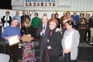 Los voluntarios realizan una labor solidaridad.