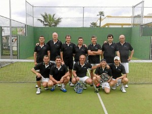 Formación del equipo onubense La Volea.