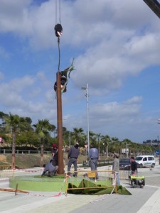 Monumento del Caracol en palos.