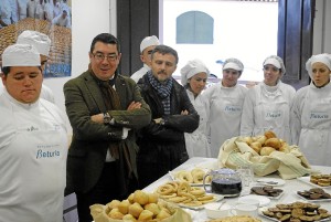 Visita del delegado al comedor de San Bartolomé.