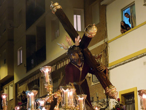 Nuestro Padre Jesús de las Penas presidiendo el Vía+Crucis parroquial