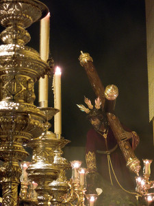 Nuestro Padre Jesús de las Penas presidiendo el Vía+Crucis parroquial