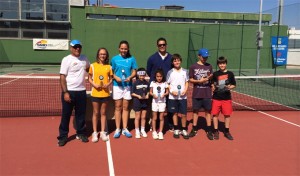 Los vencedores del torneo de tenis disputado en Isla Cristina.